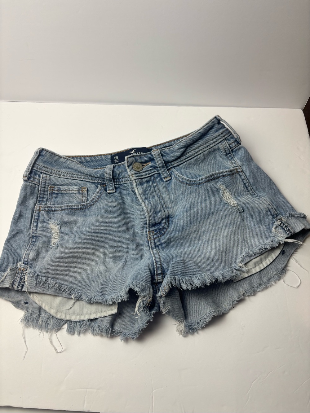 Hollister Light Wash Frayed Denim Low Rise Boyfriend Cutoff Shorts